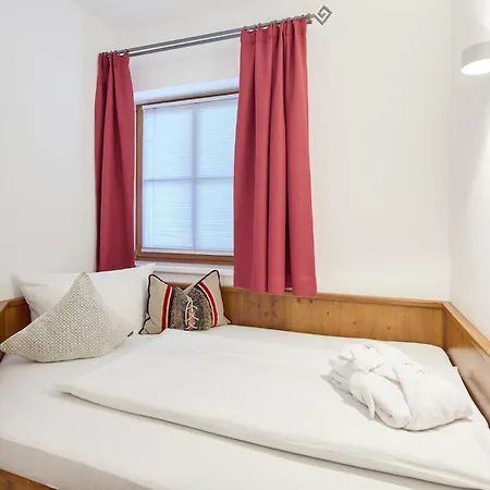 Hubertus Hotel 4*