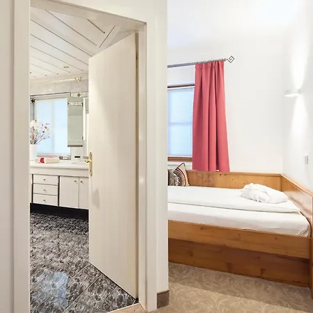 Hotel Hubertus 4*