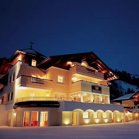Hubertus فندق 4*