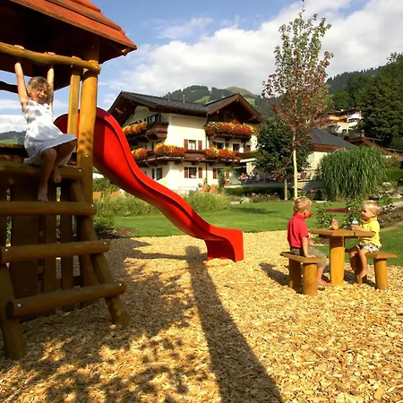 Hubertus Hotel Brixen im Thale