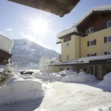 Hotel Hubertus Brixen im Thale