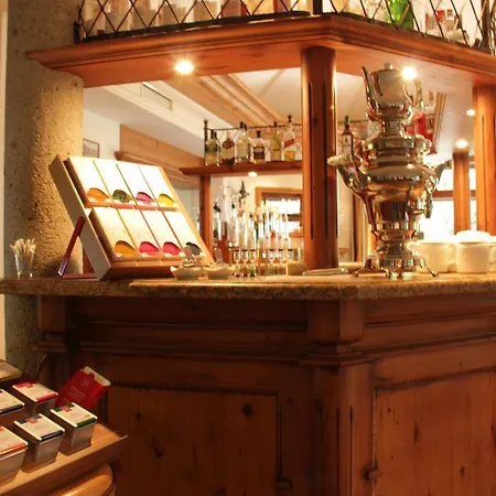 Hubertus Hotel 4*