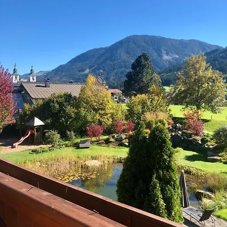 Hubertus Hotel 4*