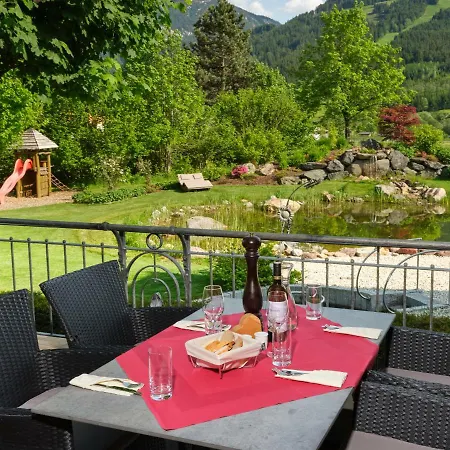 Hubertus Hotel Brixen im Thale