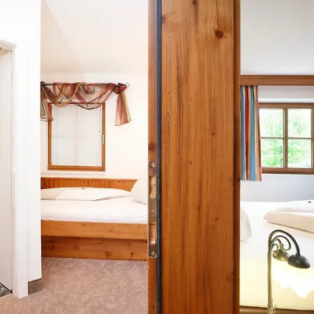 Hubertus 4*